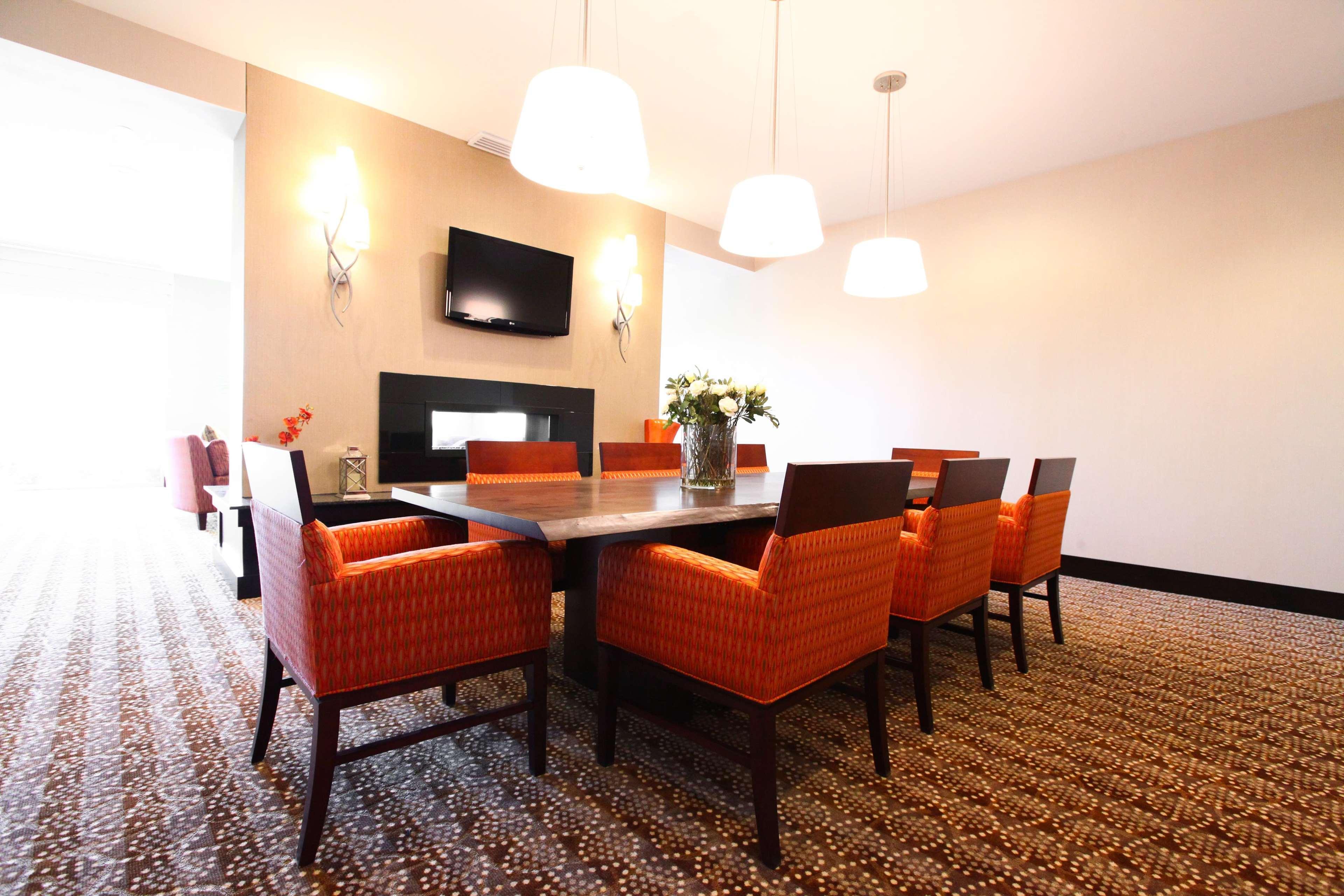 Hilton Garden 3*